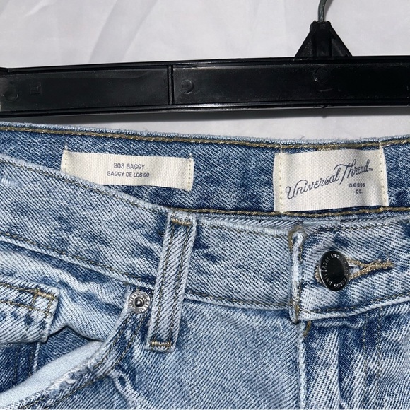 Universal Thread Jeans Blue 90’s Baggy Jeans Distressed High waisted Denim - Picture 5 of 6